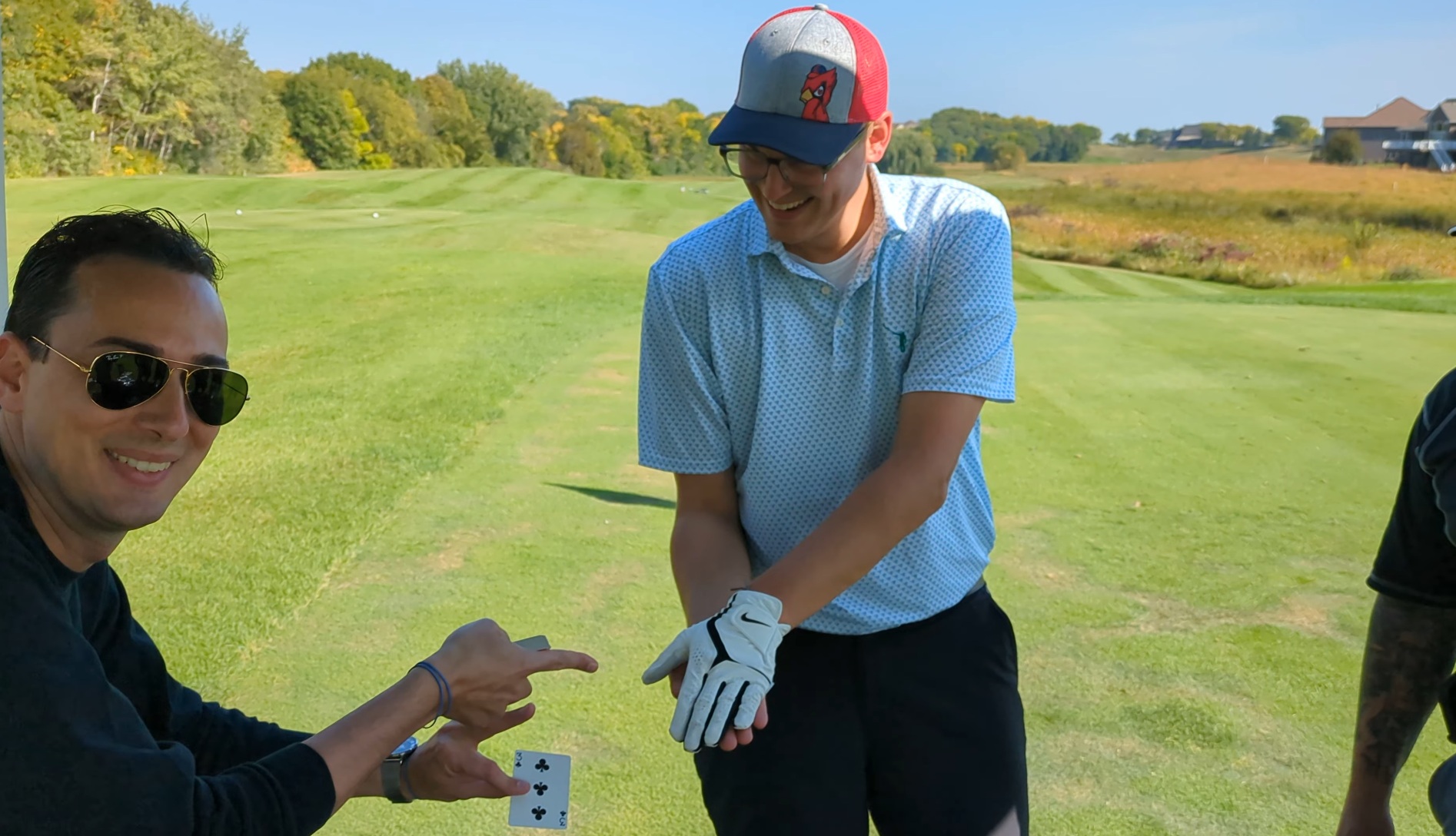 Magic Manny performing close-up magic for Interactive Entertainment in Minneapolis